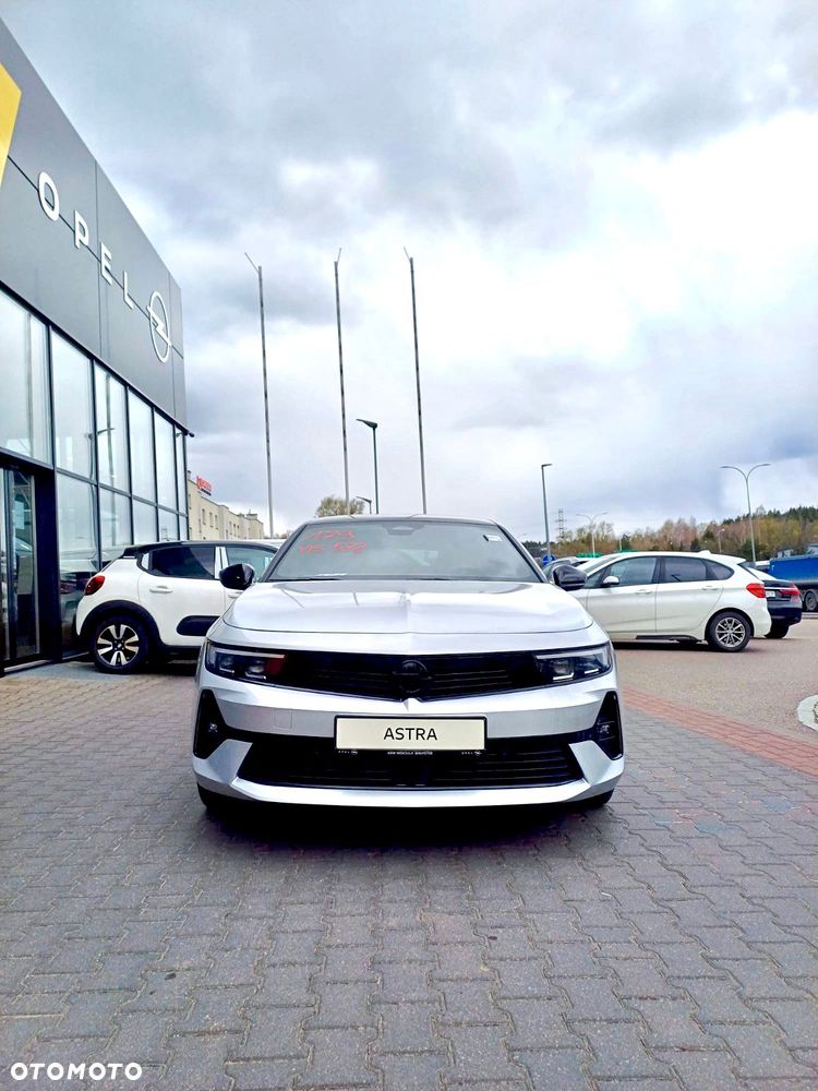 Opel Astra - 2