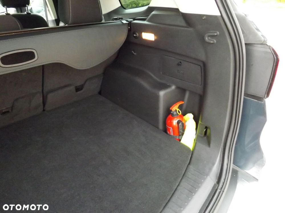 Ford Escape - 12