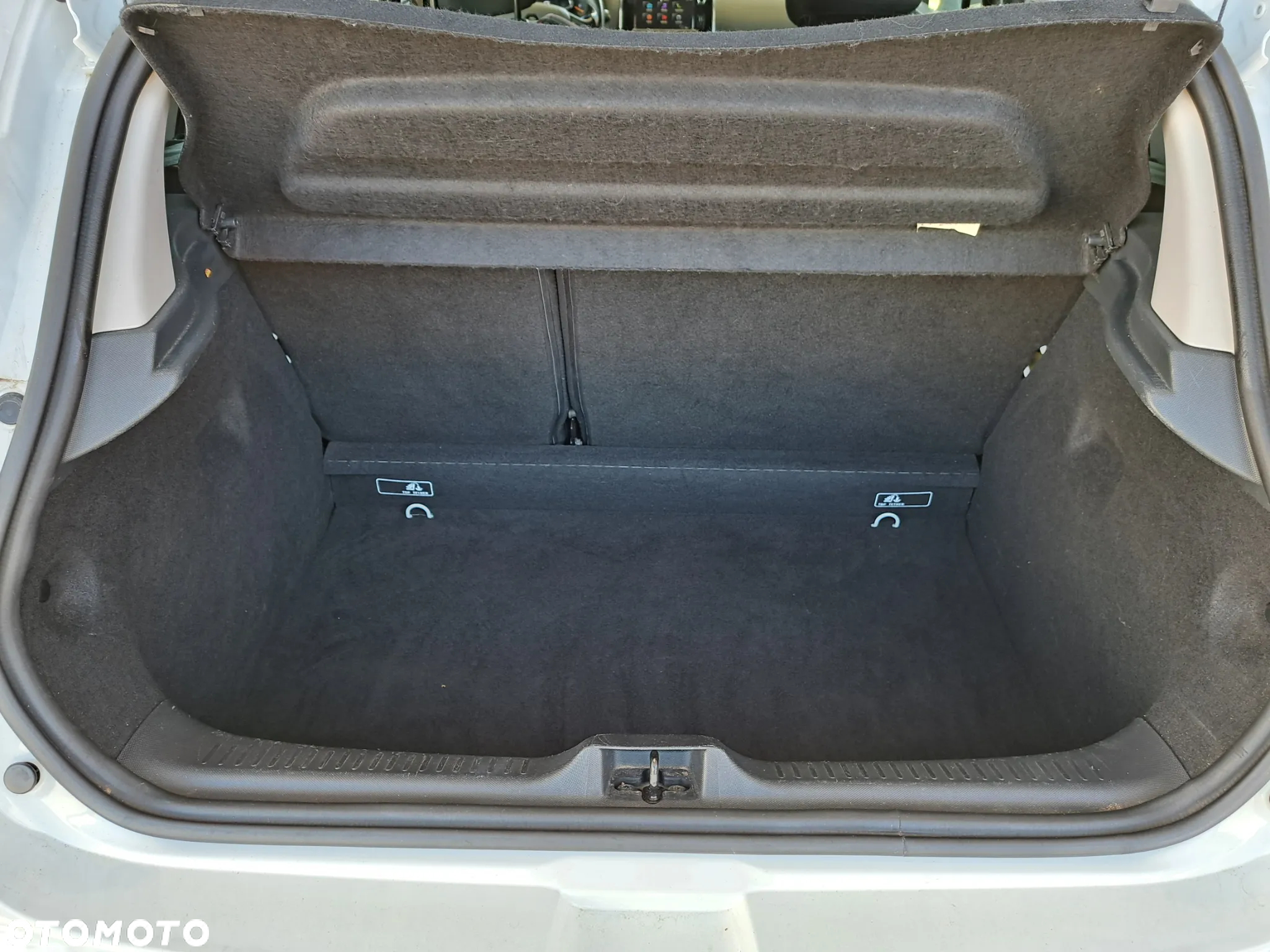 Renault Clio - 30