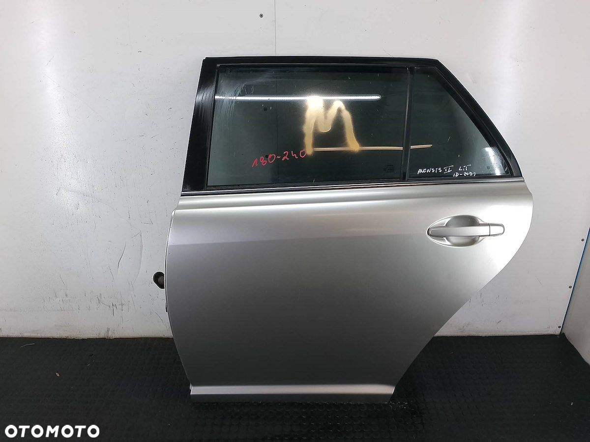 DRZWI TYŁ LEWY  TOYOTA AVENSIS II T25 1C0 KOMBI - 2