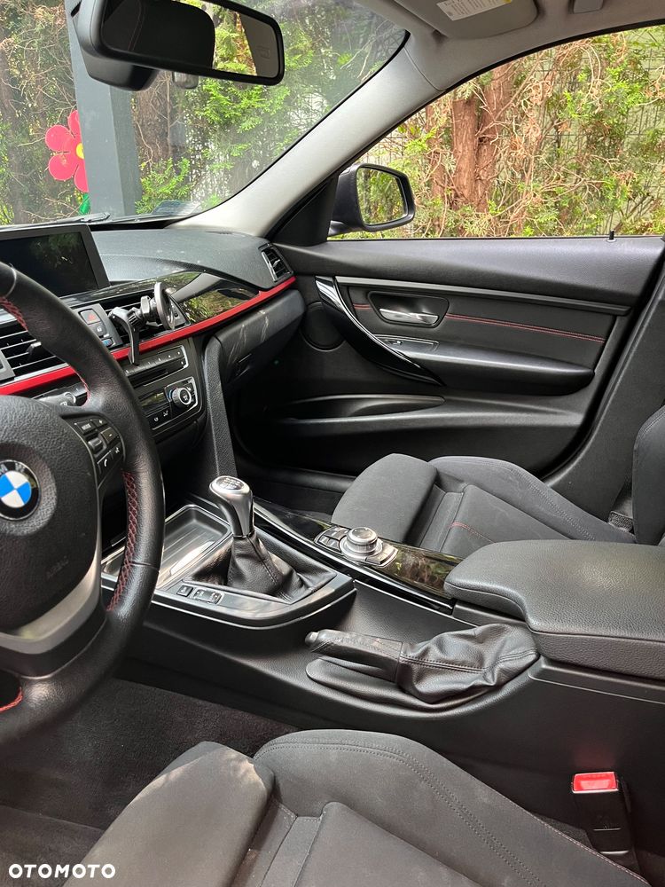 BMW Seria 3 320d - 14