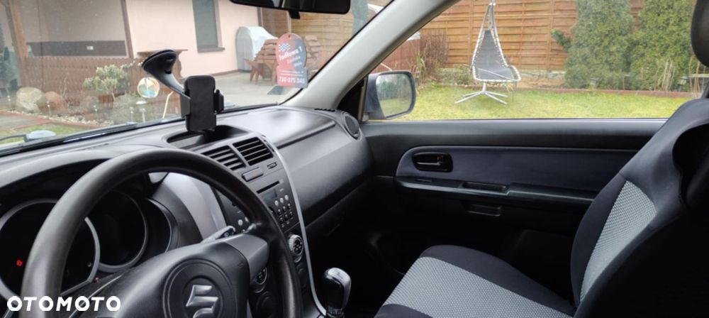 Suzuki Grand Vitara 1.6 - 5
