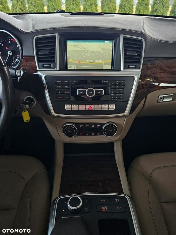 Mercedes-Benz GL 350 BlueTEC 4Matic 7G-TRONIC - 19