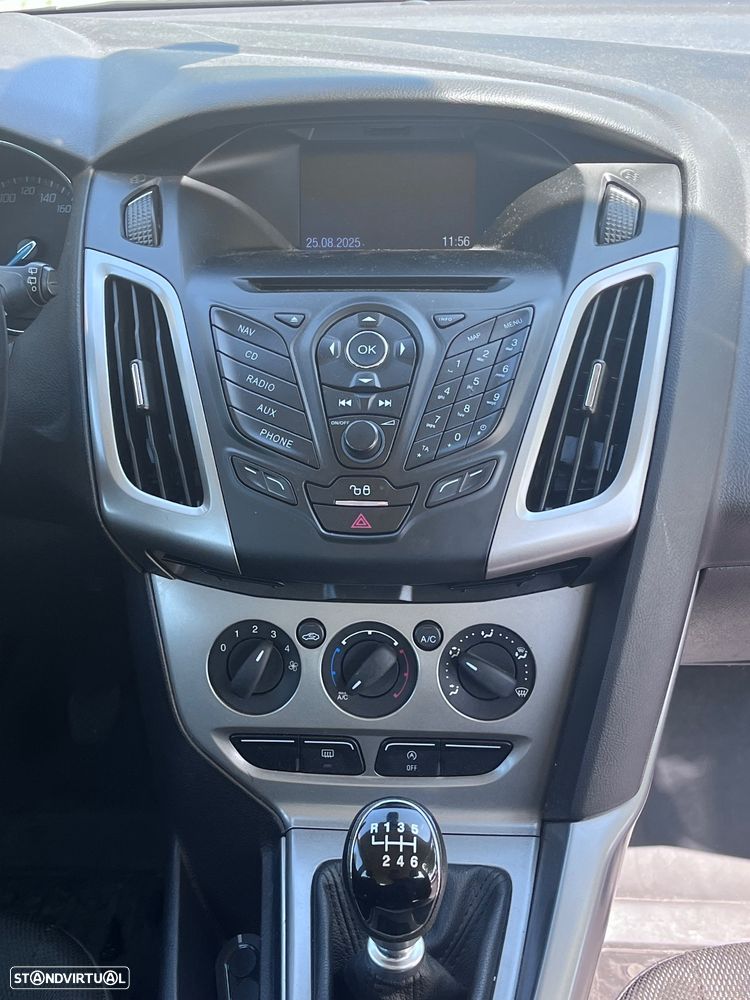 Ford Focus SW 1.6 TDCi DPF S&S Trend - 11