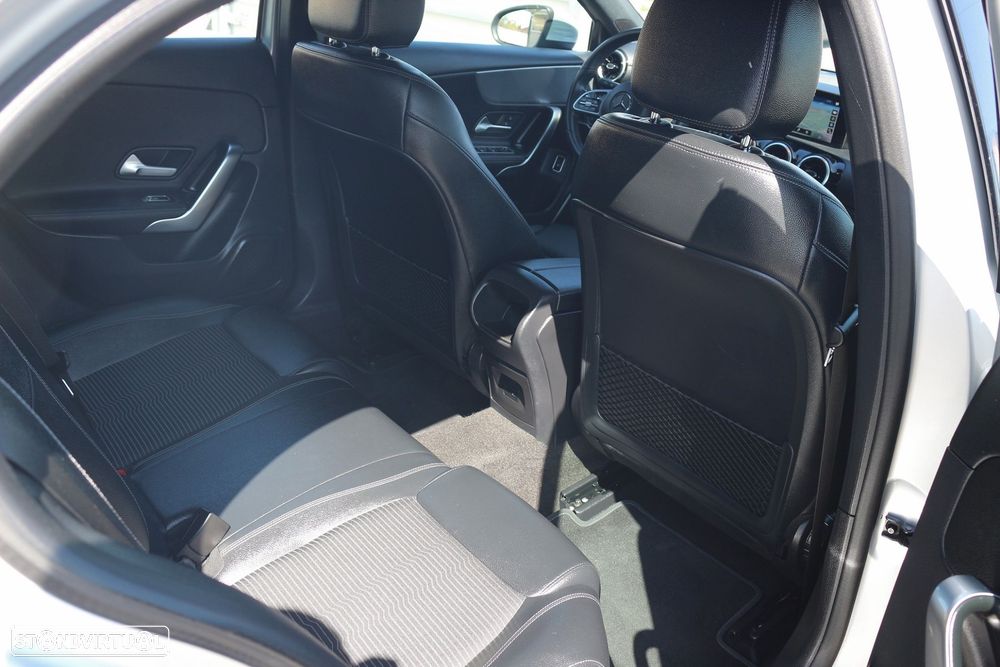 Mercedes-Benz A 250 e Style Plus - 34