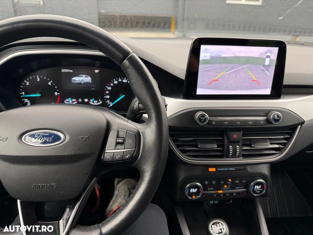 Ford Focus 1.5 EcoBlue Titanium Business - 5