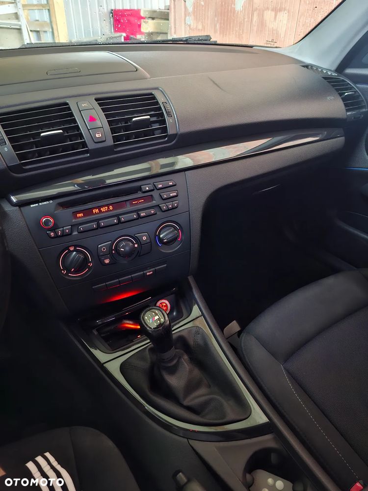 BMW Seria 1 118d - 13