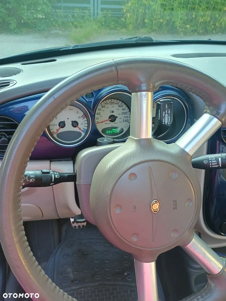 Chrysler PT Cruiser - 16