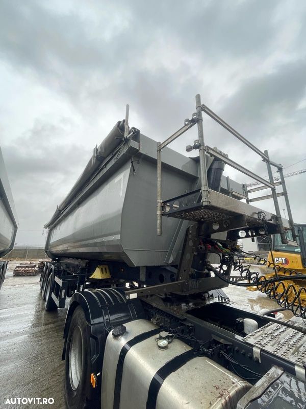 Schmitz Cargobull - 1