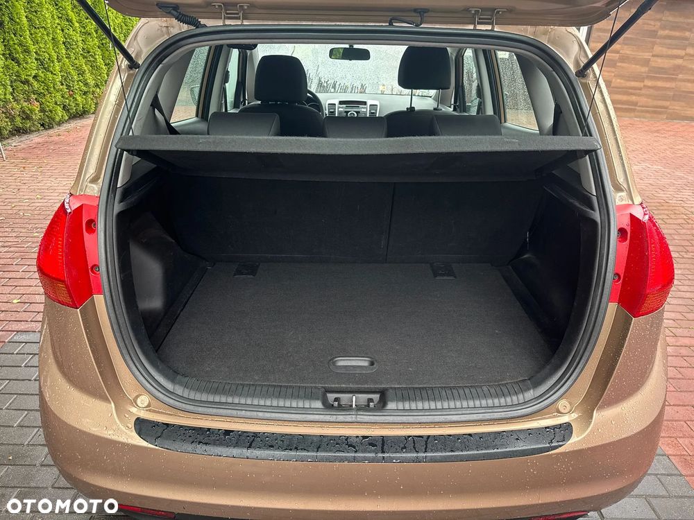 Kia Venga - 18