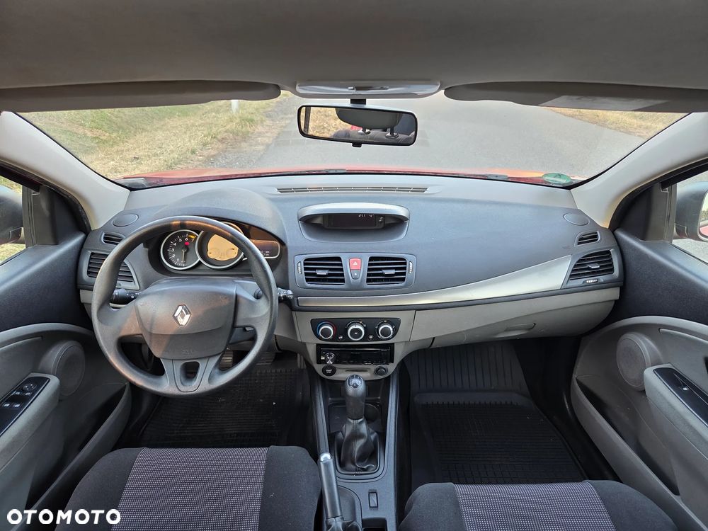 Renault Megane 1.6 16V 100 Authentique - 9