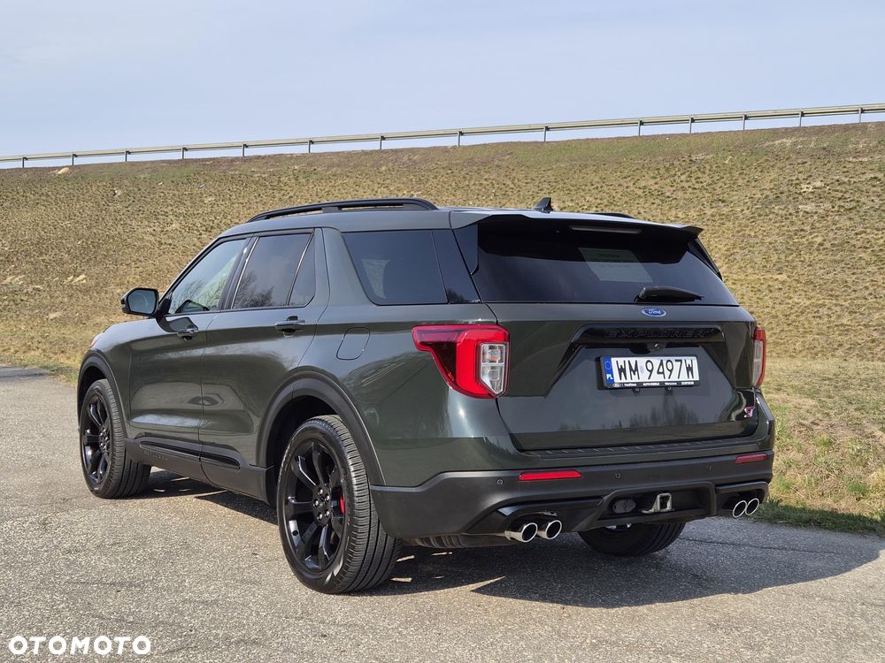 Ford Explorer - 4
