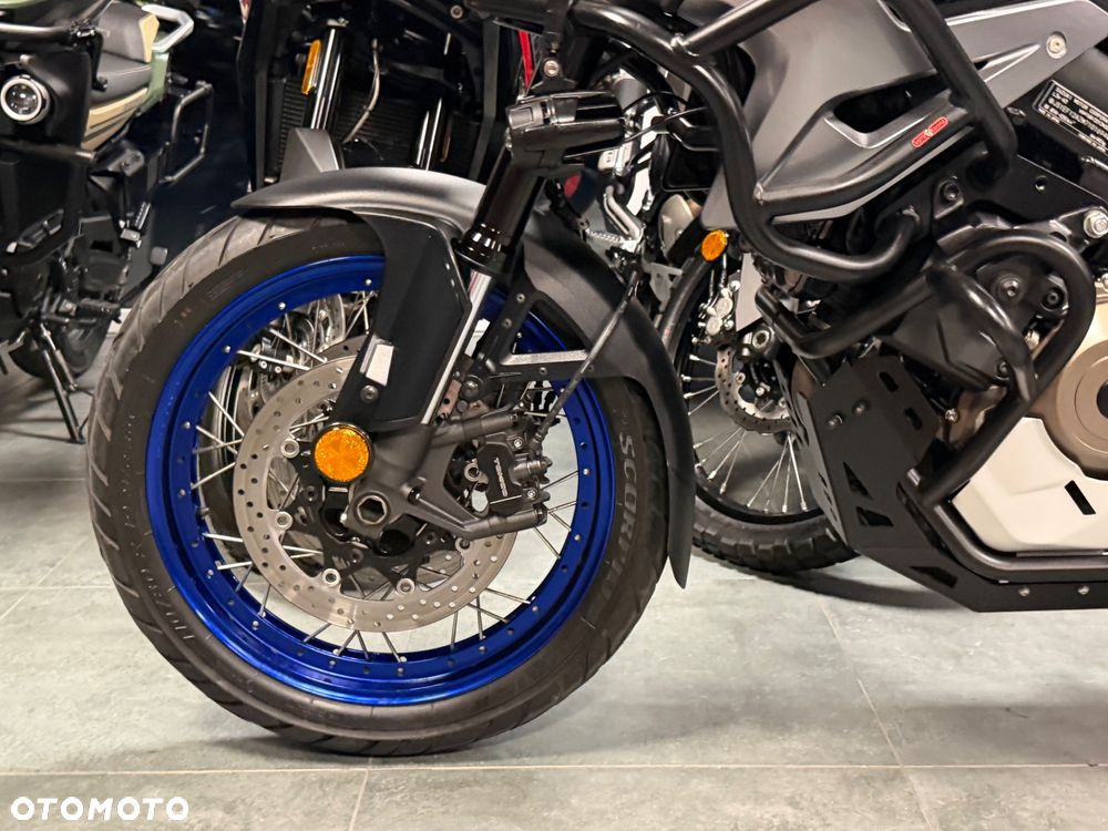 Suzuki V-STROM - 33