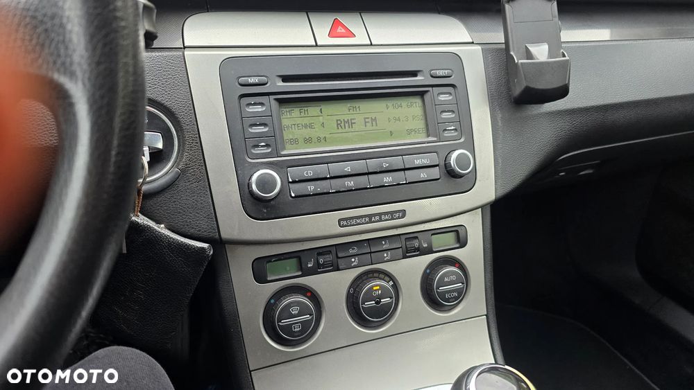 Volkswagen Passat 1.9 TDI DPF Individual - 38