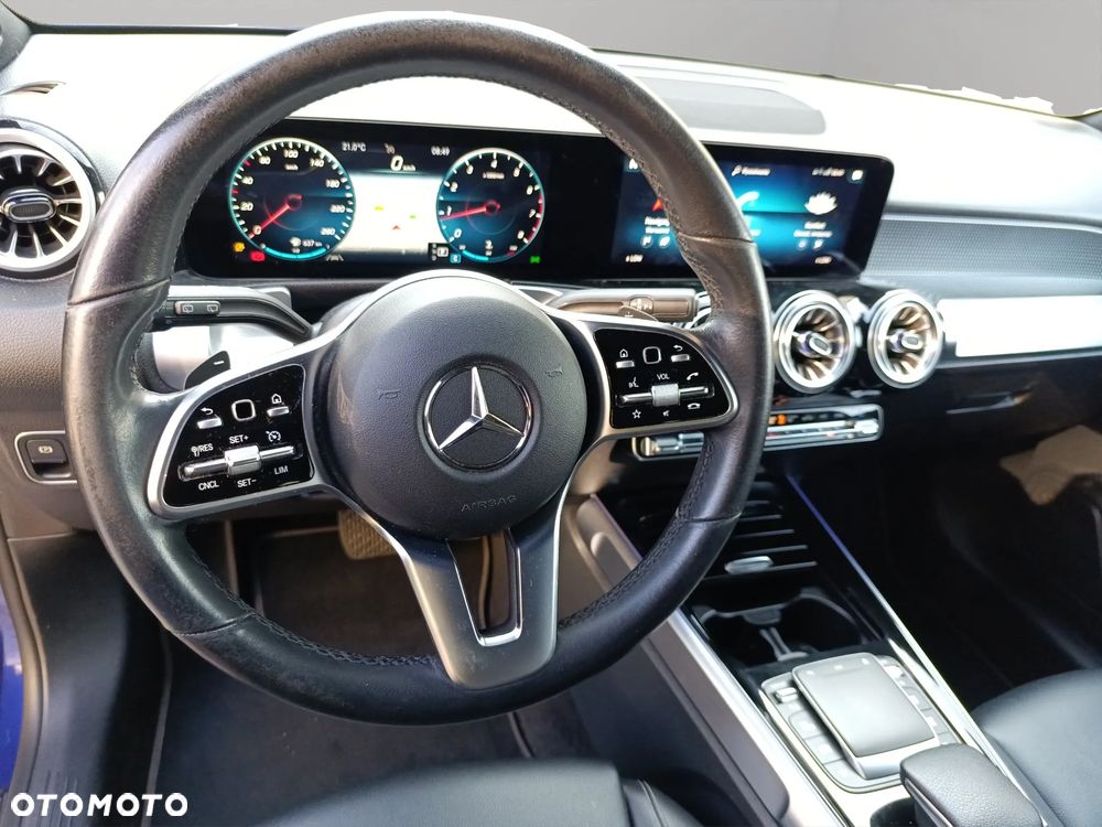 Mercedes-Benz GLB 200 Progressive 7G-DCT - 10