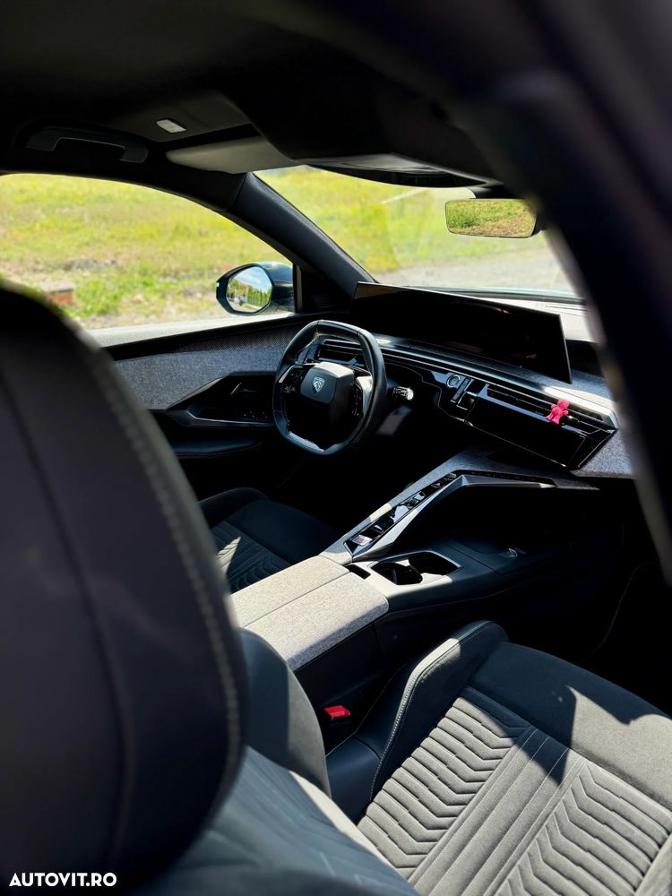 Peugeot 3008 1.2 MHEV 136 e-DCS6 GT - 10