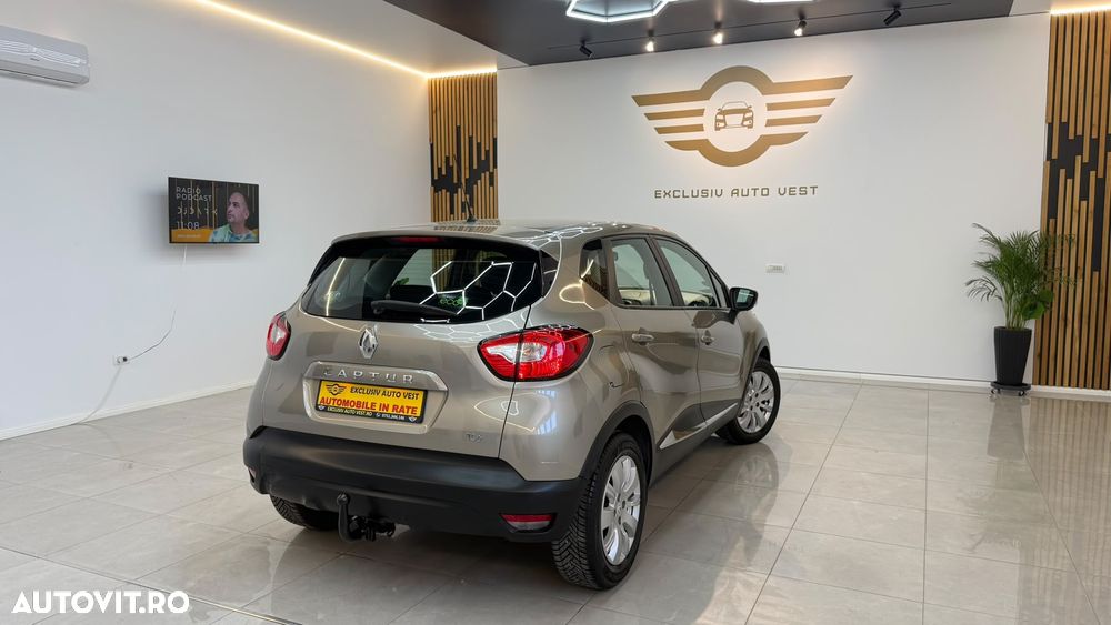 Renault Captur - 16