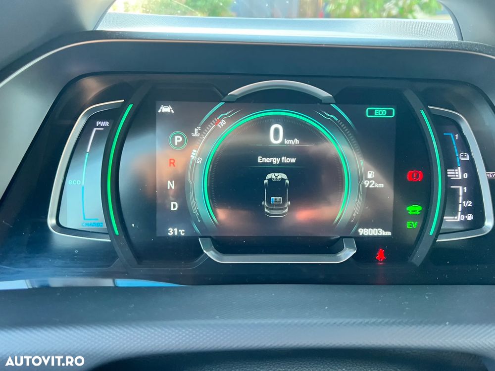 Hyundai IONIQ - 16