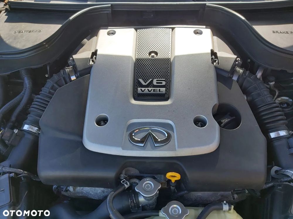 Infiniti G G37 AWD - 40