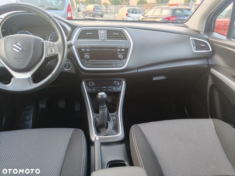 Suzuki SX4 S-Cross - 19