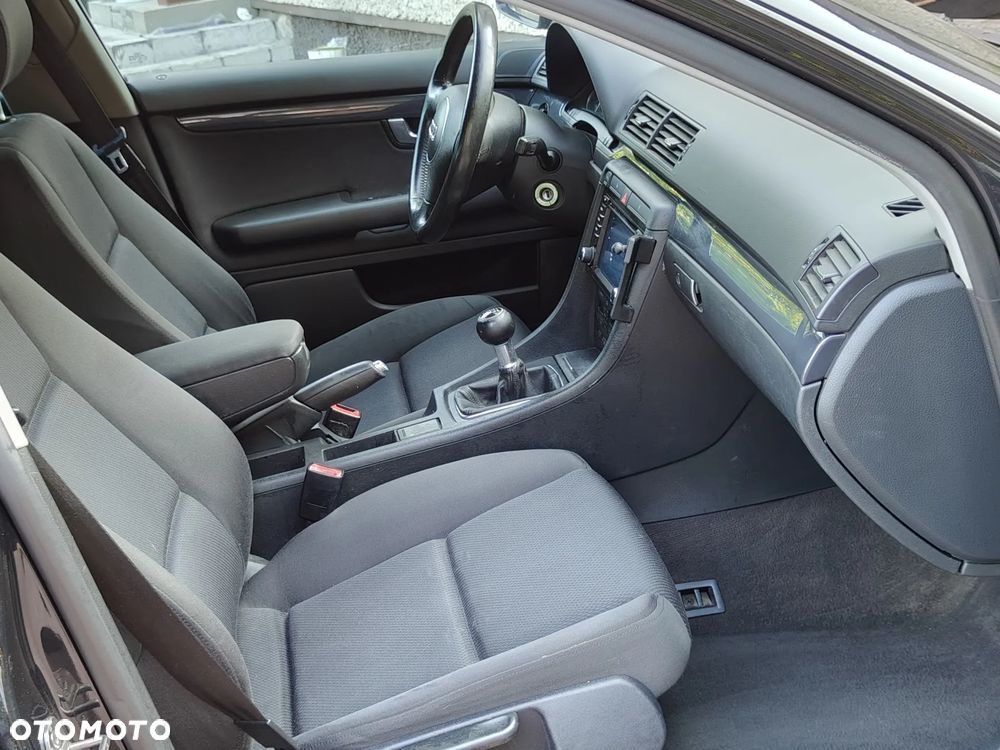Audi A4 Avant 2 - 6