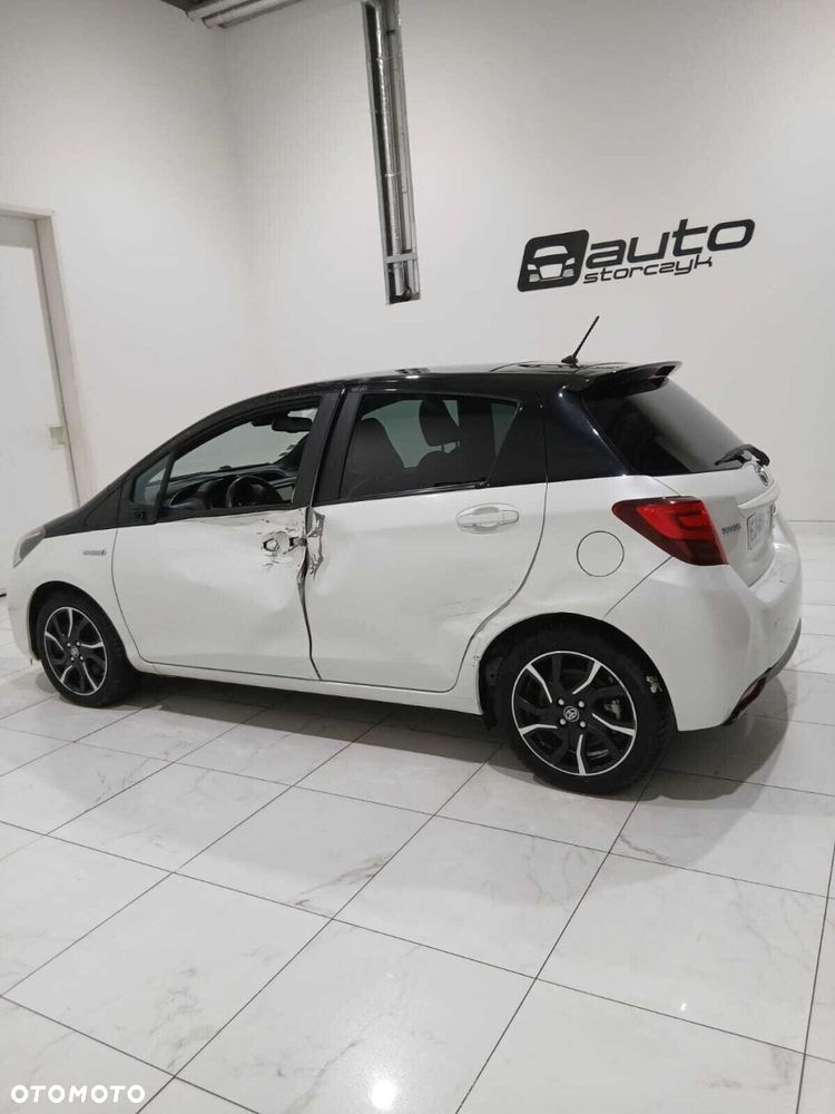 Toyota Yaris - 14