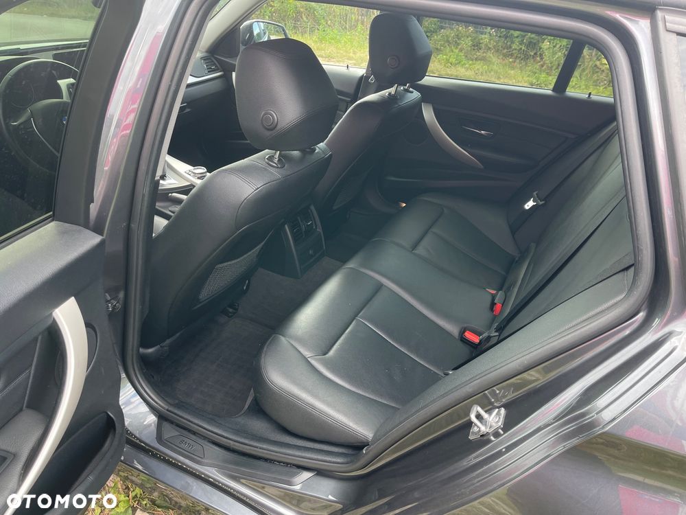 BMW Seria 3 - 11