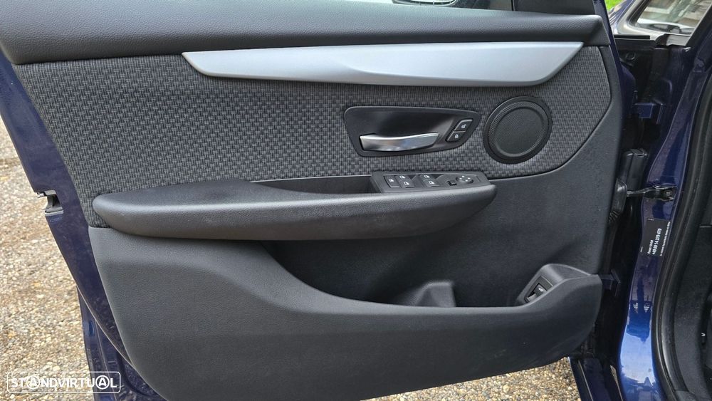 BMW 216 Gran Tourer i 7L Advantage - 7