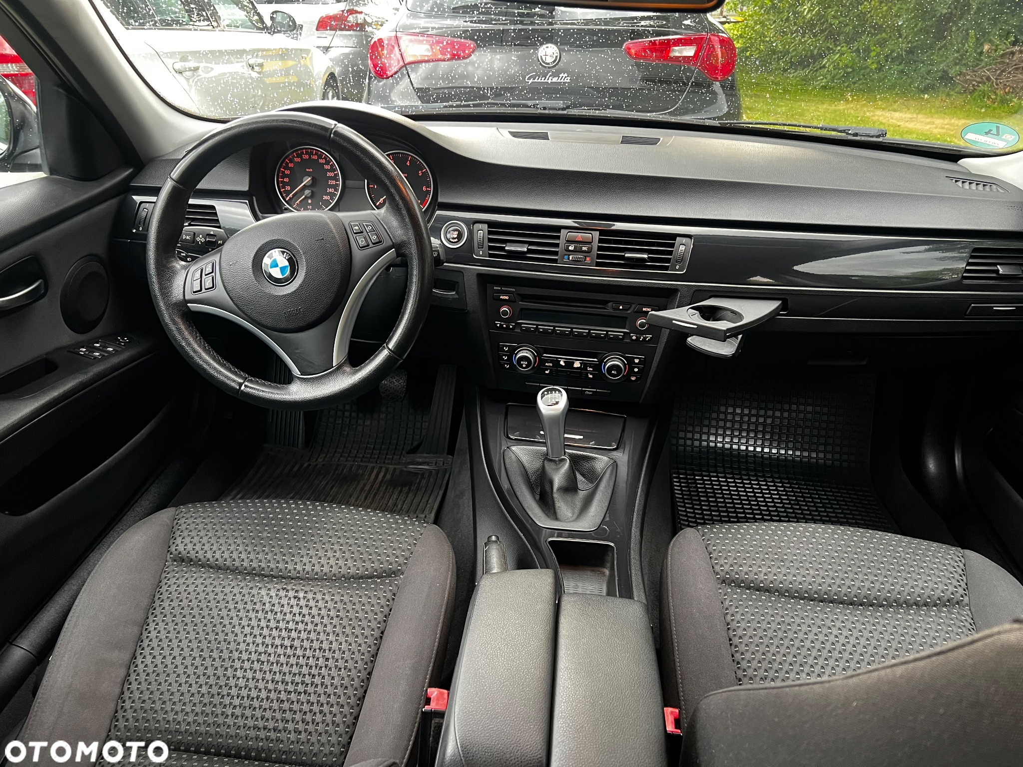 BMW Seria 3 318i Edition Exclusive - 10