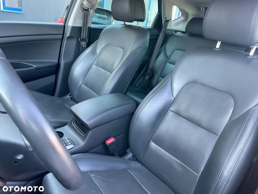 Hyundai Tucson blue 1.7 CRDi 2WD DCT Premium - 13