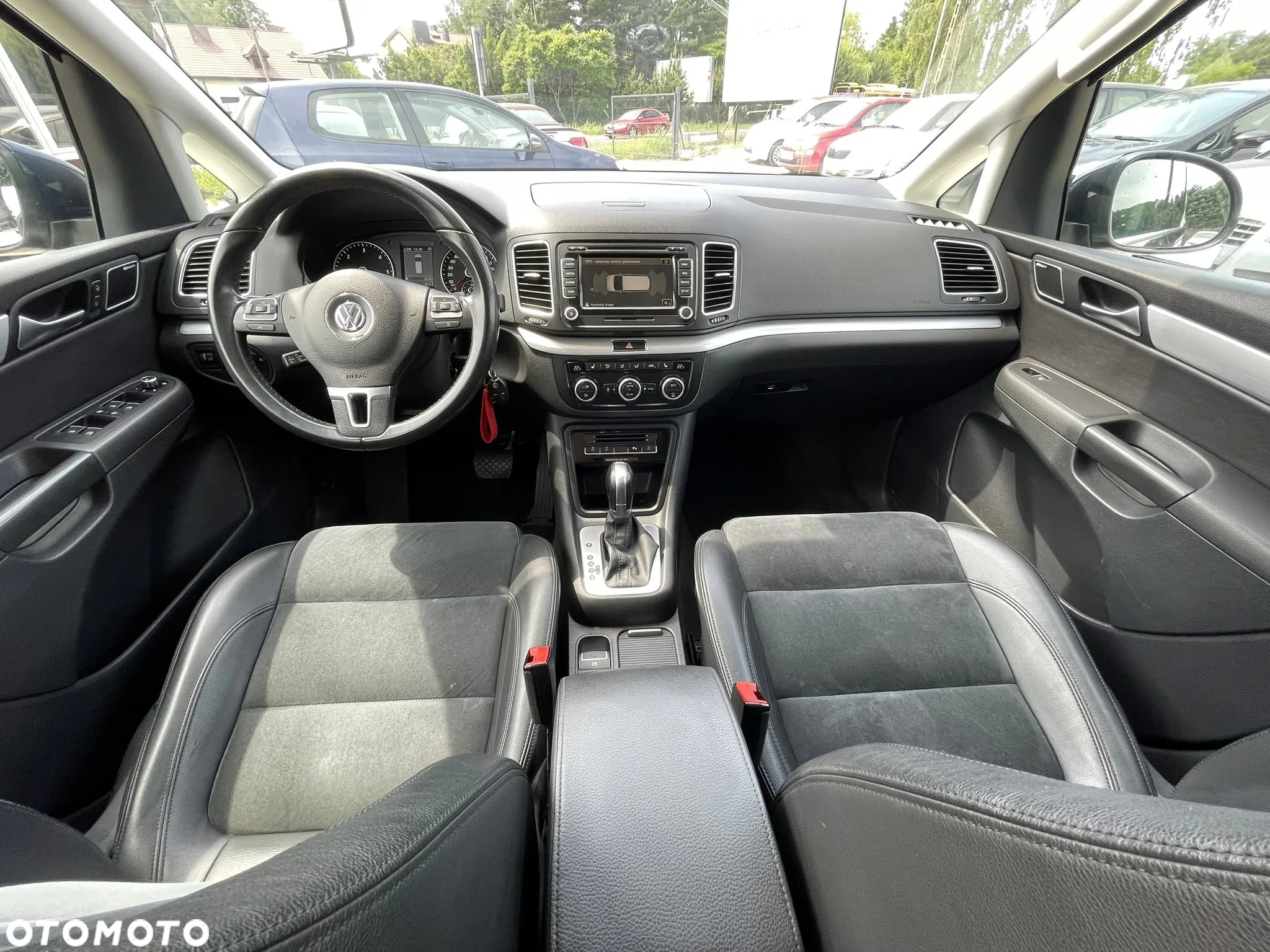 Volkswagen Sharan 2.0 TDI Highline DSG - 17