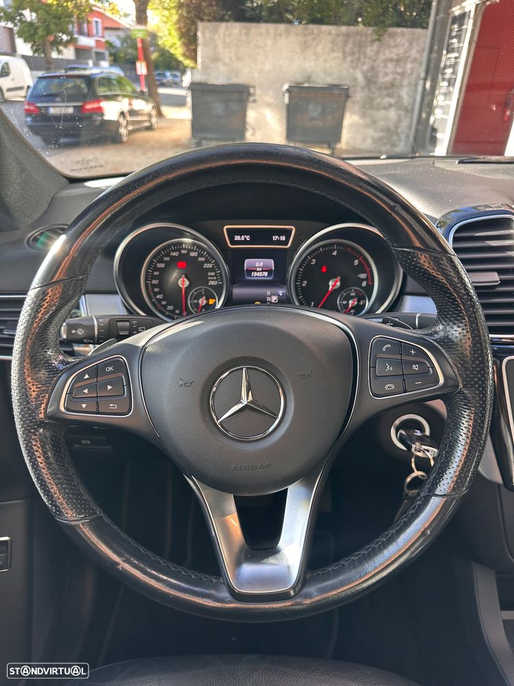 Mercedes-Benz GLE 250 d 4Matic 9G-TRONIC AMG Line - 15
