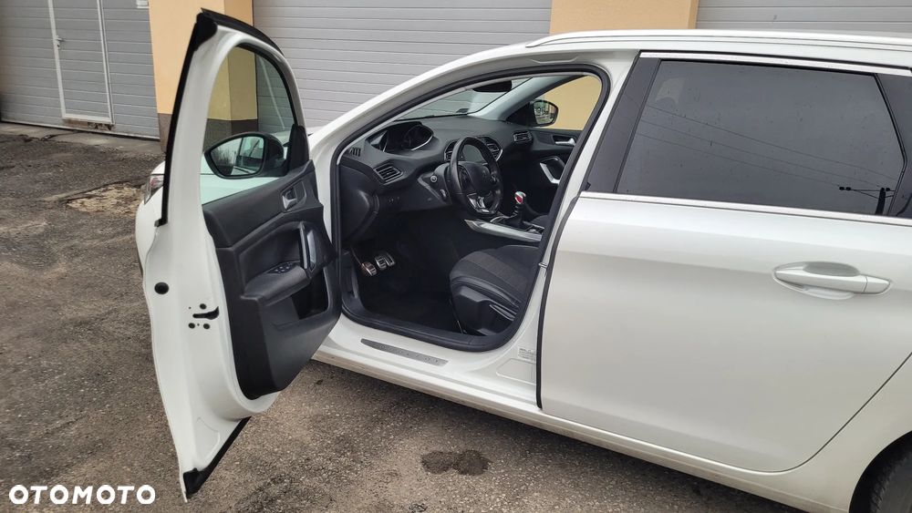 Peugeot 308 1.5 BlueHDi Allure S&S - 6