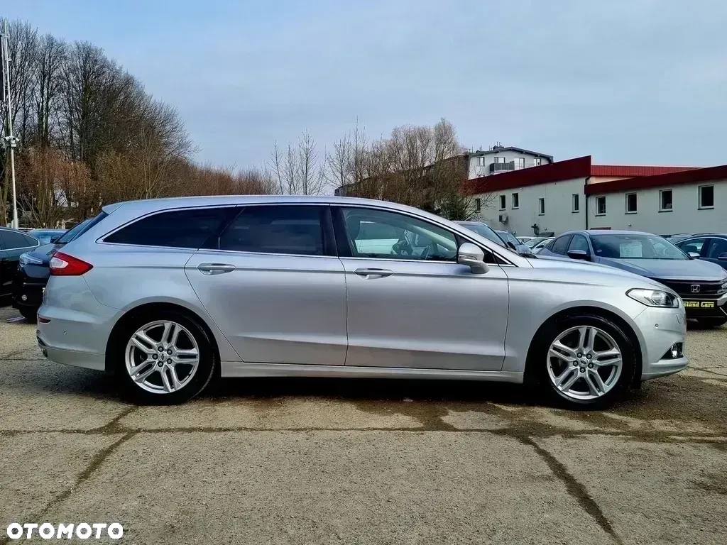 Ford Mondeo 2.0 TDCi Titanium PowerShift - 4