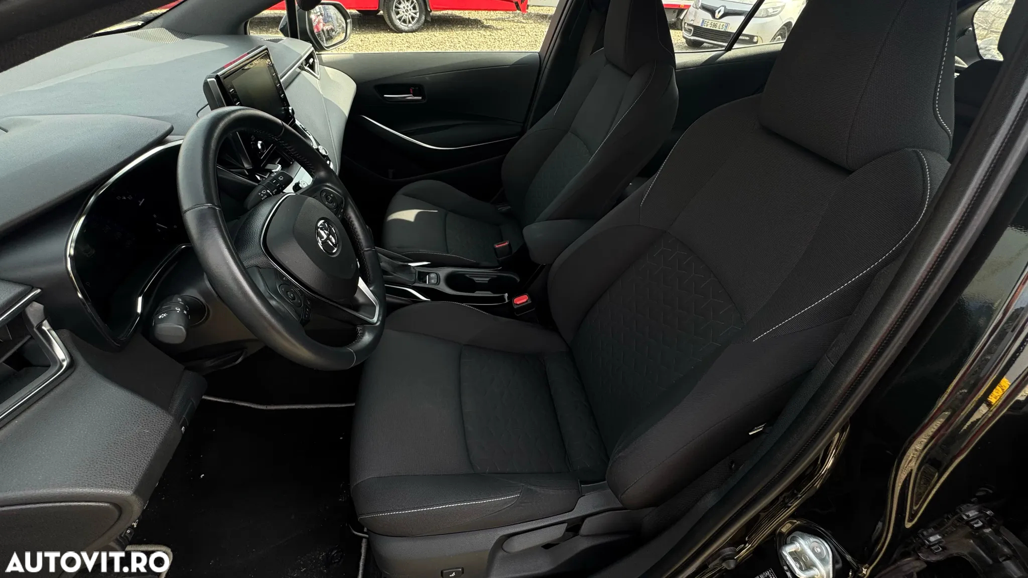 Toyota Corolla 1.8 Hybrid GR Sport - 12