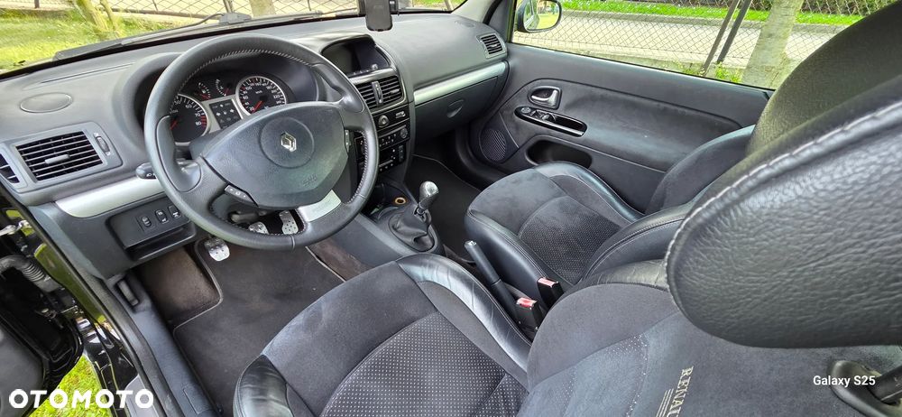 Renault Clio - 20