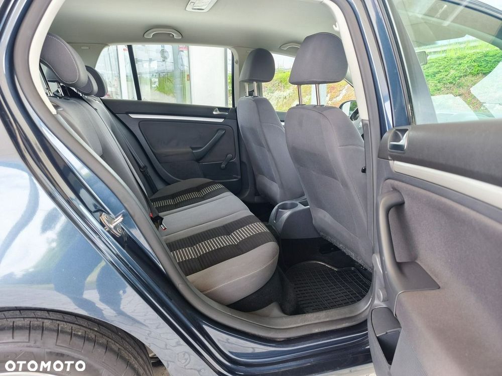 Volkswagen Golf 1.9 TDI Trendline - 21