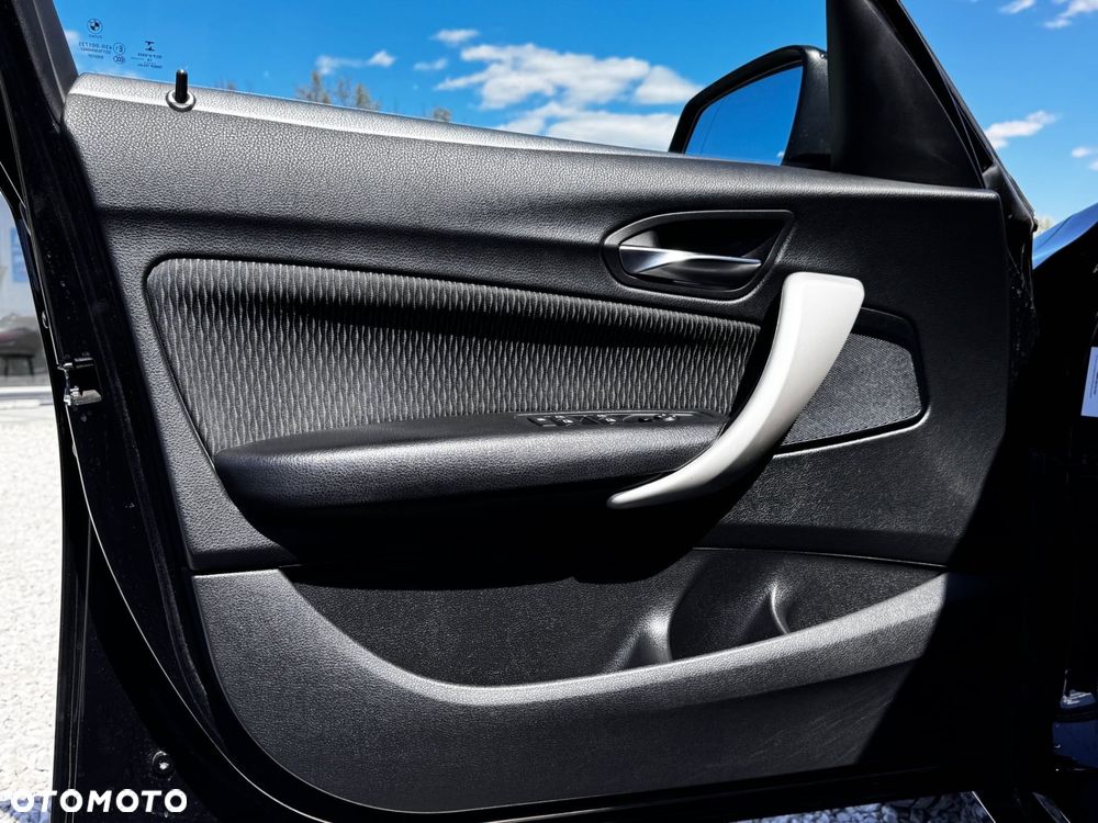 BMW Seria 1 116i - 15
