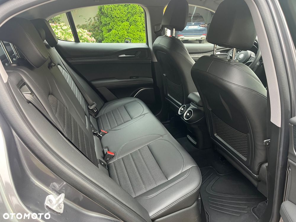 Alfa Romeo Stelvio 2.0 Turbo Sprint Q4 - 22