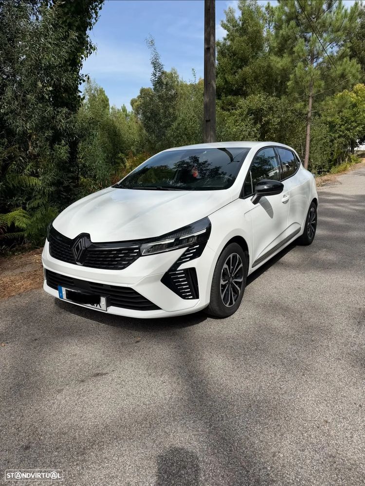 Renault Clio 2024 photo 3