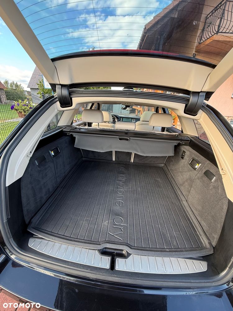 BMW Seria 5 525d xDrive Luxury Line - 20
