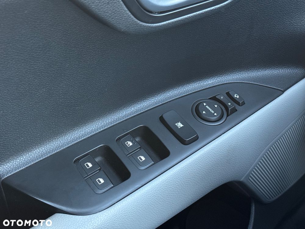 Kia Stonic 1.2 L Business Line - 13