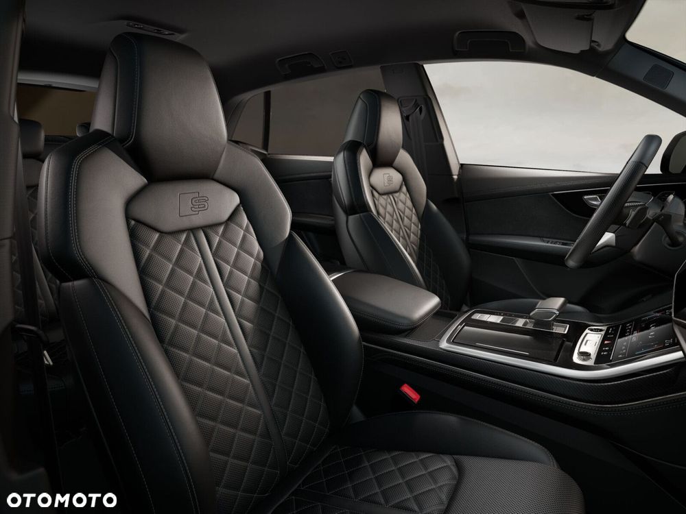 Audi Q8 - 8