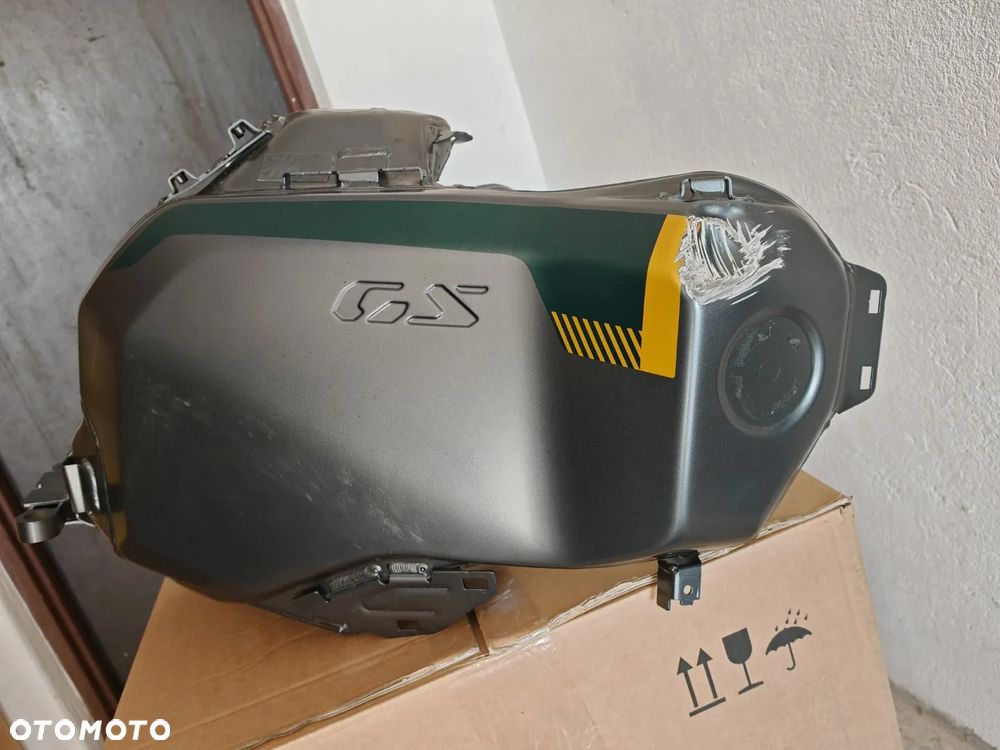 BMW R1300GS ADV 1300 bak zbiornik paliwa 46815B34475 - 4