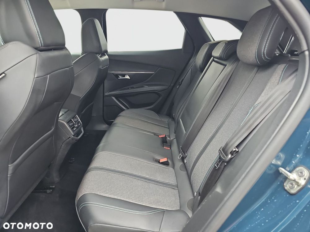 Peugeot 3008 - 16