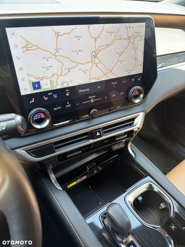 Lexus RX - 16