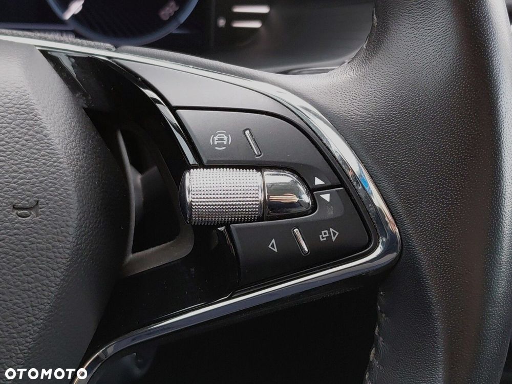 Skoda Superb 1.5 TSI Ambition DSG - 24