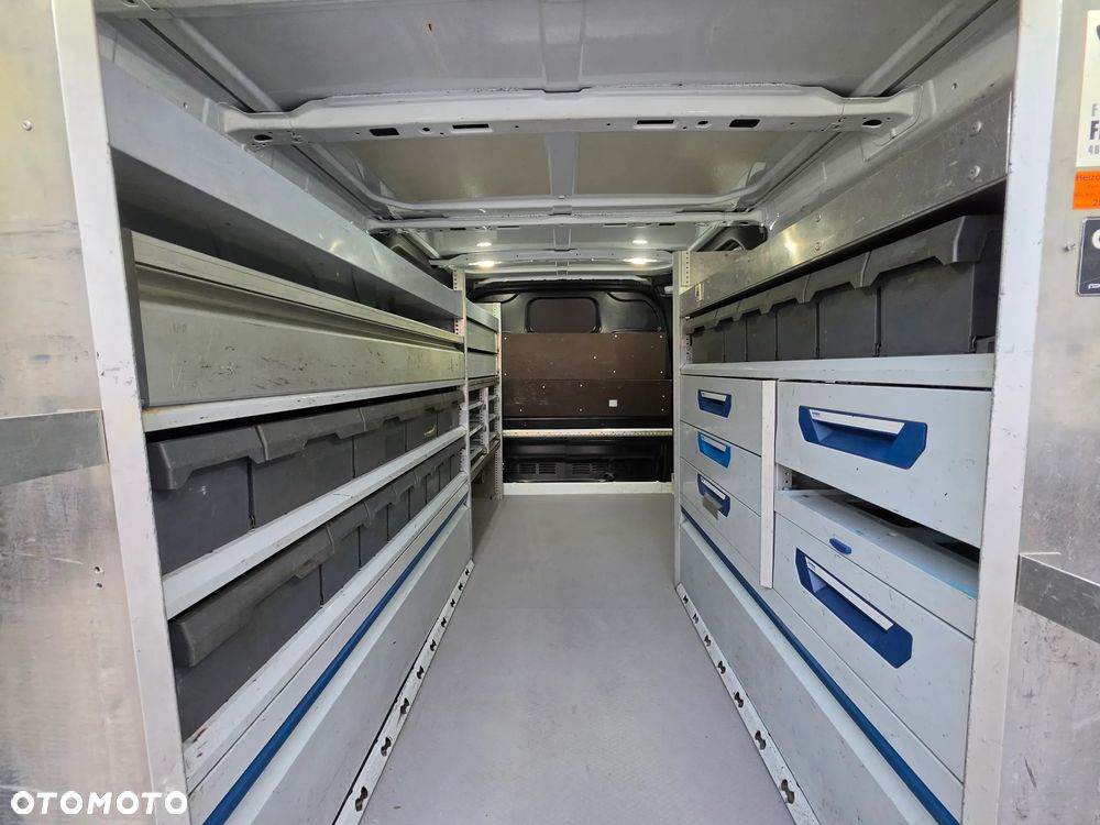 Ford Transit Custom - 8