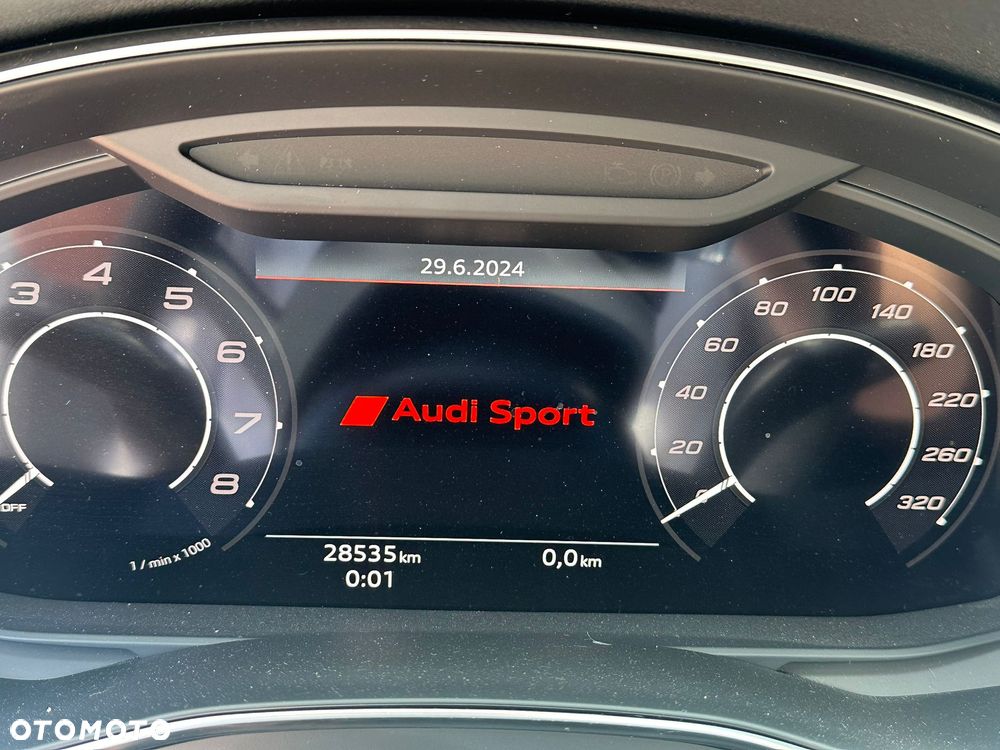 Audi RS6 Avant - 19