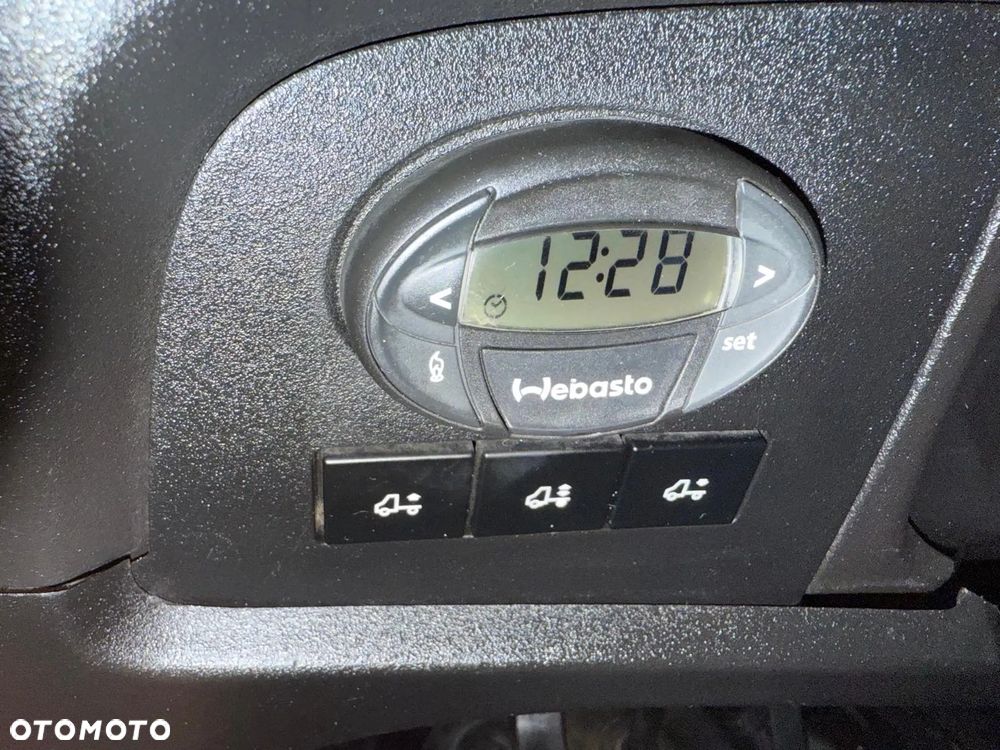 Iveco Daily 35S150, L2H2, 3.0 150KM, Zadbany - 23